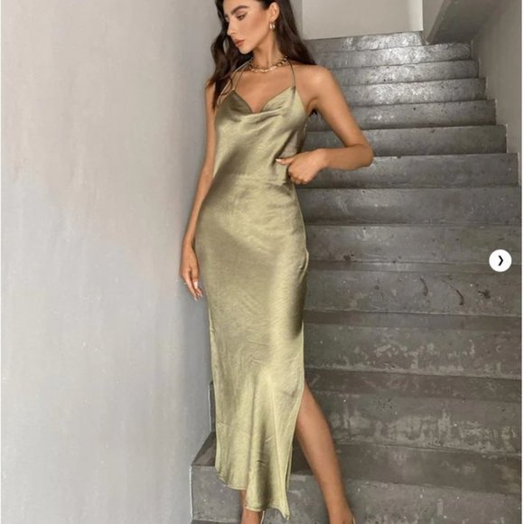 Princess Polly Alissa Midi Dress - Picture 3 of 9